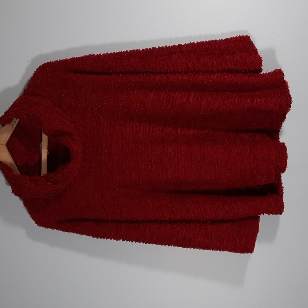 NWT JOHN MARK GARNET SWEATER SZ   L